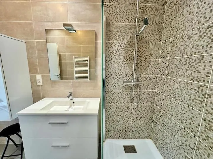 Le Citron, Bel Appartement En Pleine Nature A 2 Minutes Du Centre Ville Hyères
